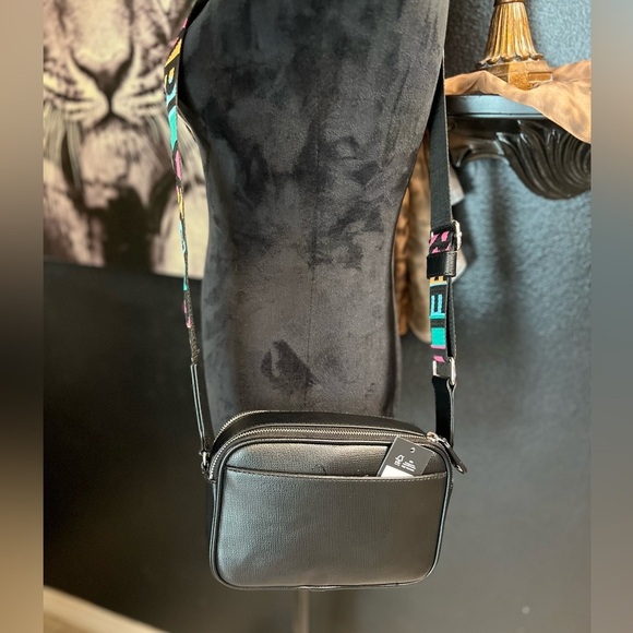 🩷💚NWT- KARL LAGERFELD PARIS MAYBELLE CROSSBODY BAG🩷💚 - Picture 9 of 12